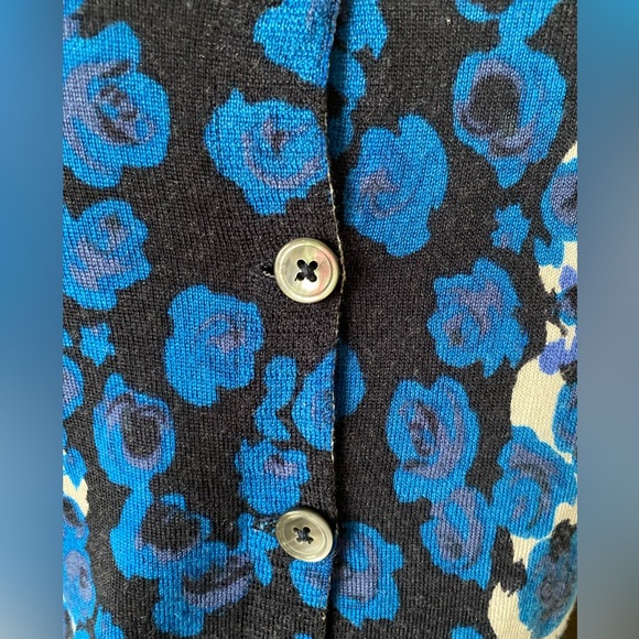 Boden wool sweater pullover floral blue jumper buttoned back navy, size 6 - Picture 7 of 12